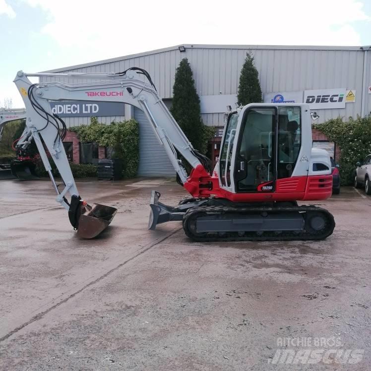 Takeuchi TB290 Escavadoras Midi 7t - 12t