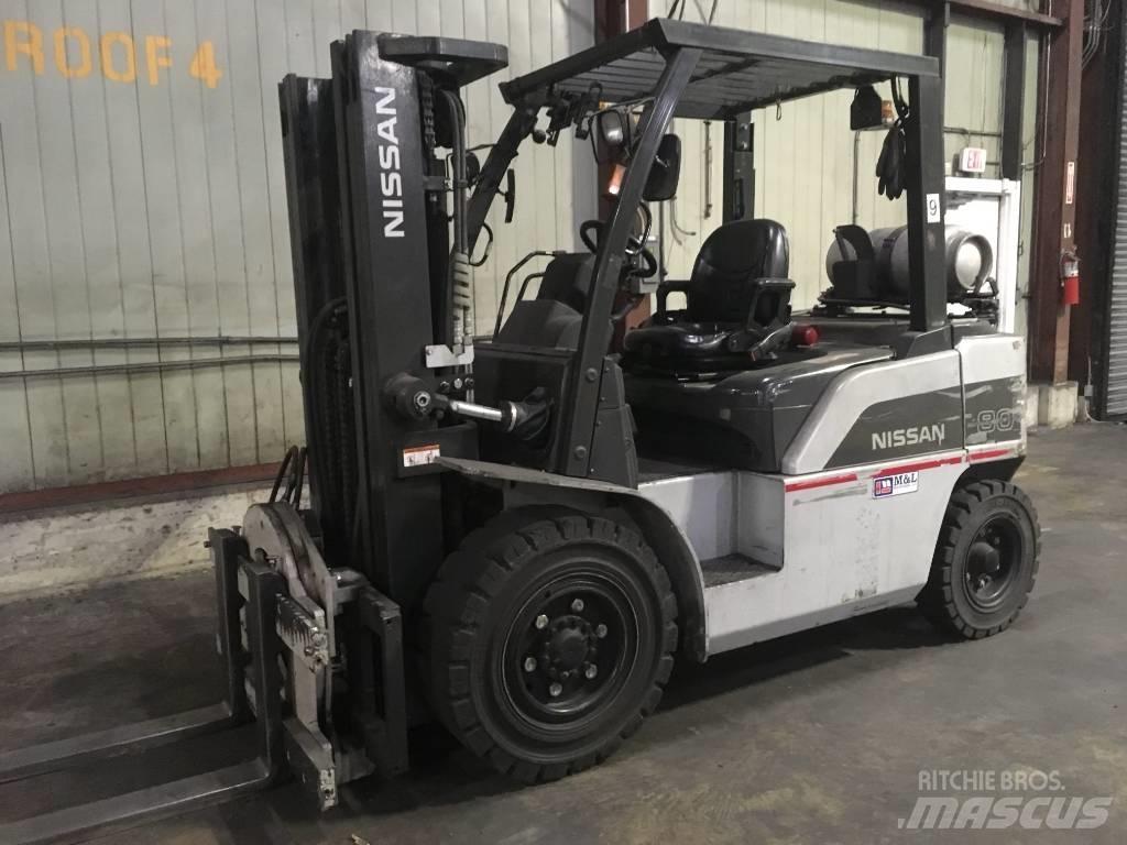 Nissan 80 Empilhadores - Outros