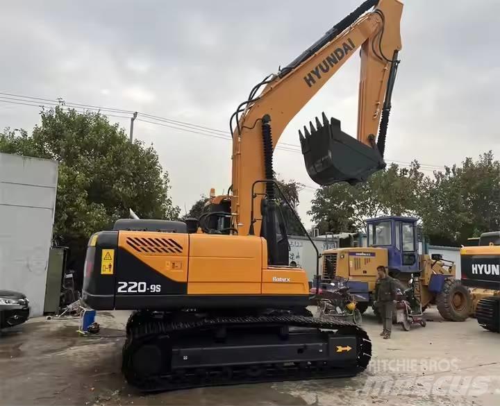 Hyundai R220-9S Escavadoras de rastos