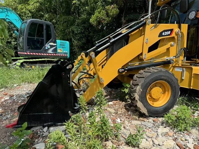 CAT 420 F Retroescavadoras