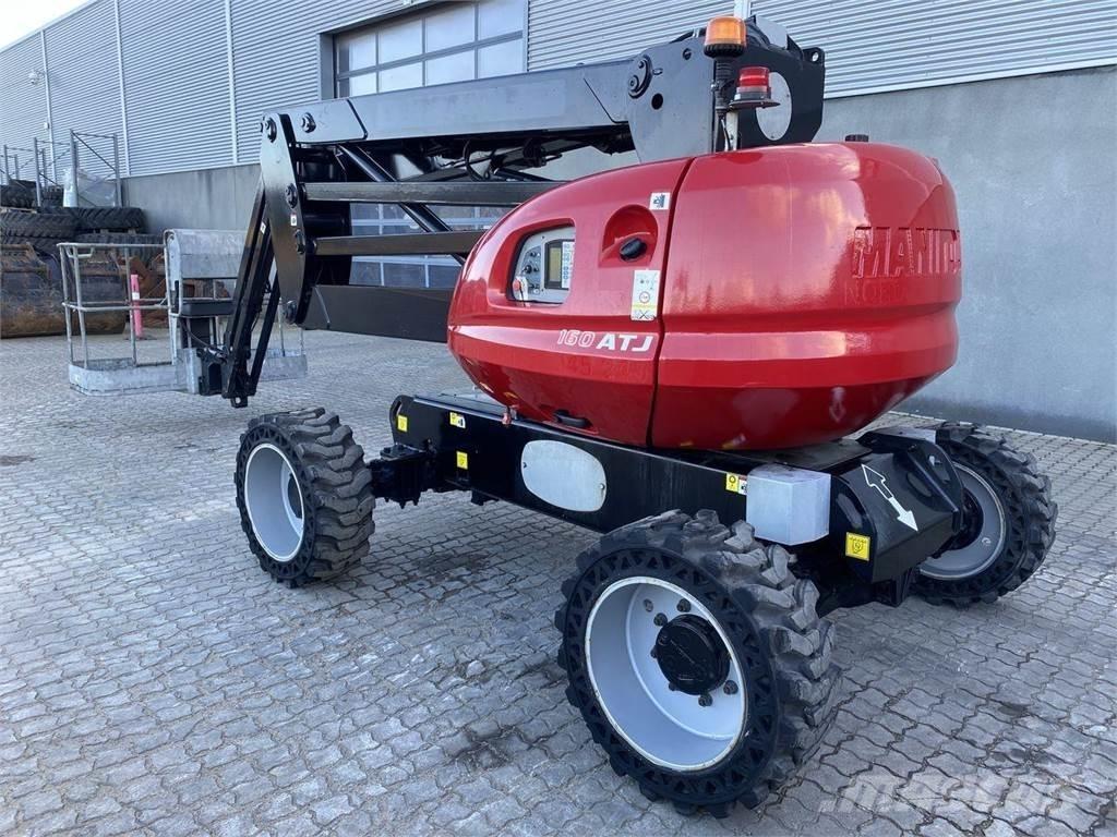 Manitou 160ATJ RC Elevadores braços articulados