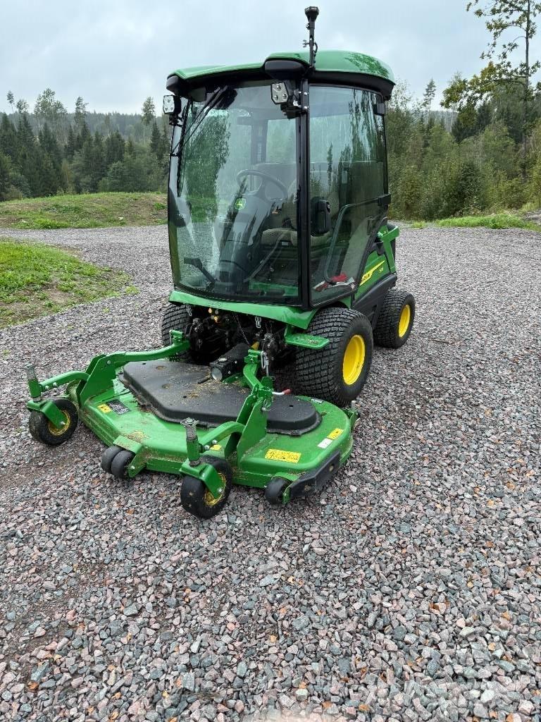 John Deere 1585 Corta-Relvas Riders