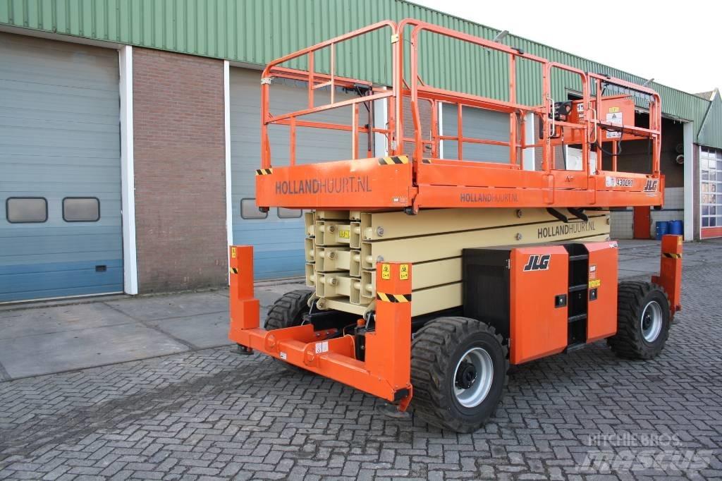 JLG 430 LRT Elevadores de tesoura