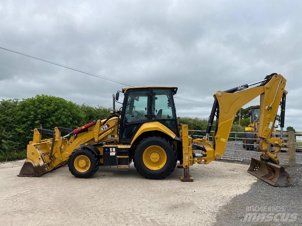 CAT 428 Retroescavadoras