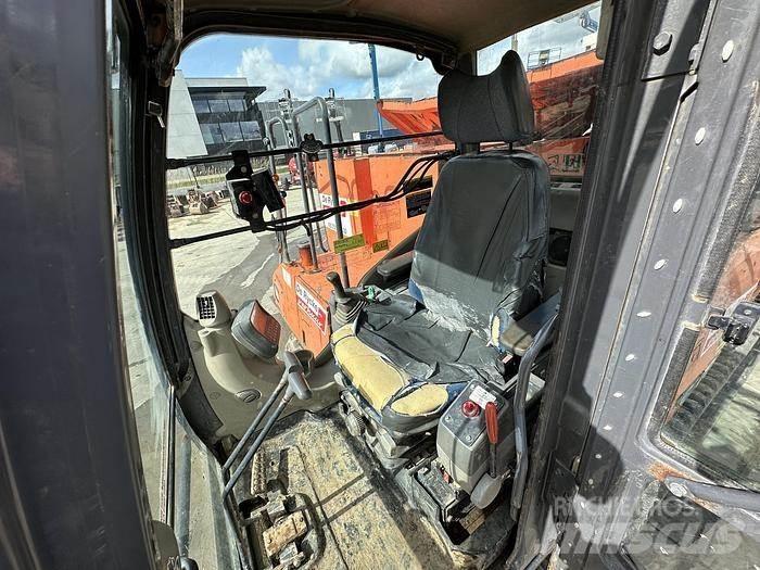 Hitachi EG70R Dumpers de lagartas