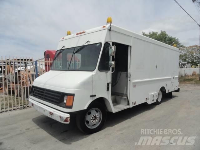 GMC P30 Camiões Municipais / Uso Geral