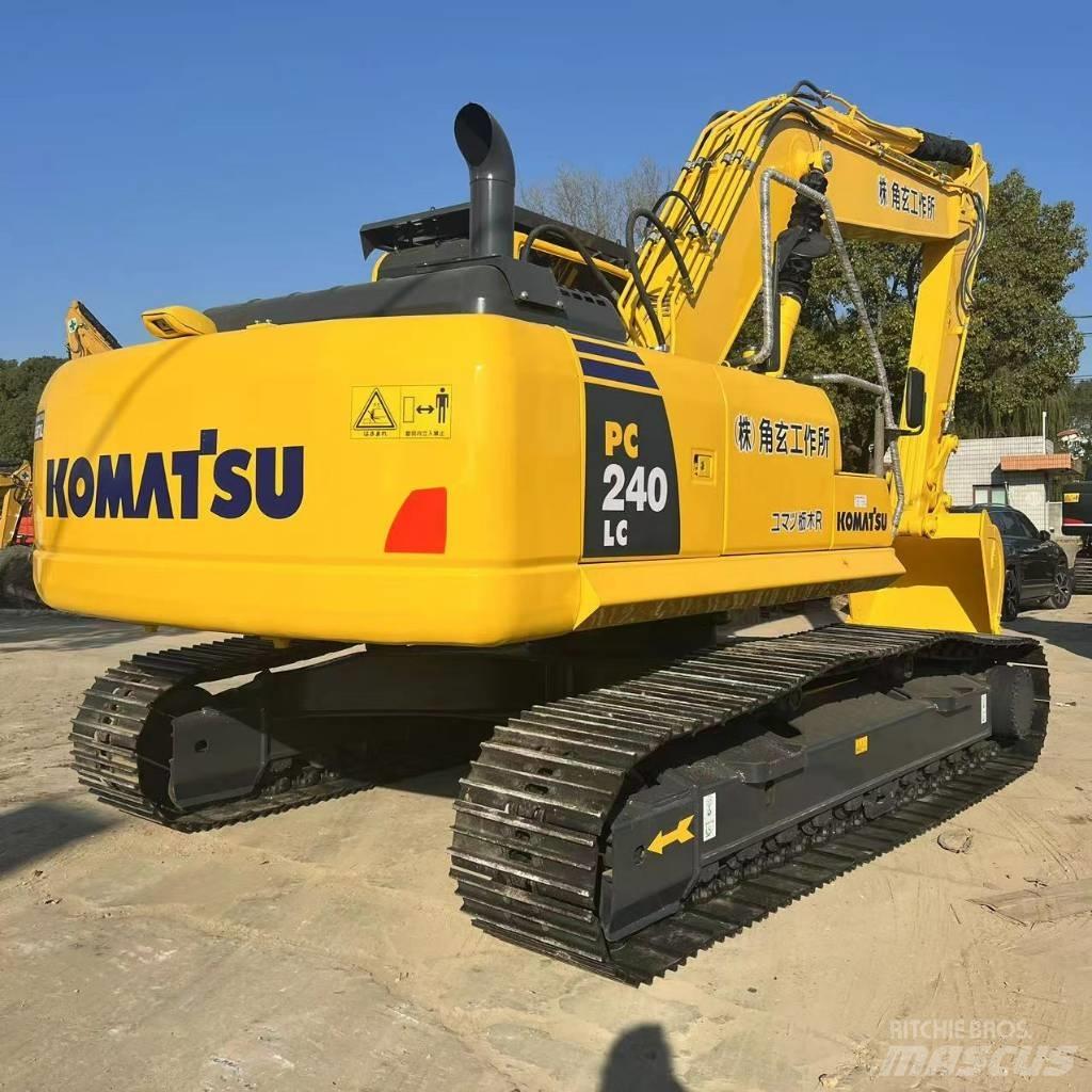 Komatsu PC240LC-8 Mini Escavadoras <7t