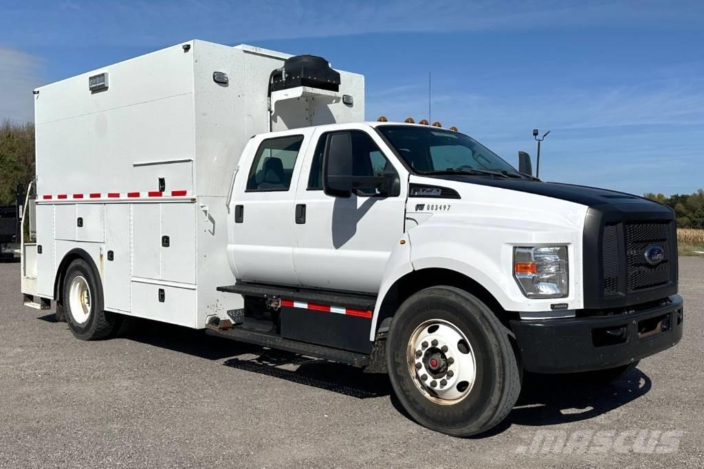 Ford F 750 SD Pick up de caixa aberta
