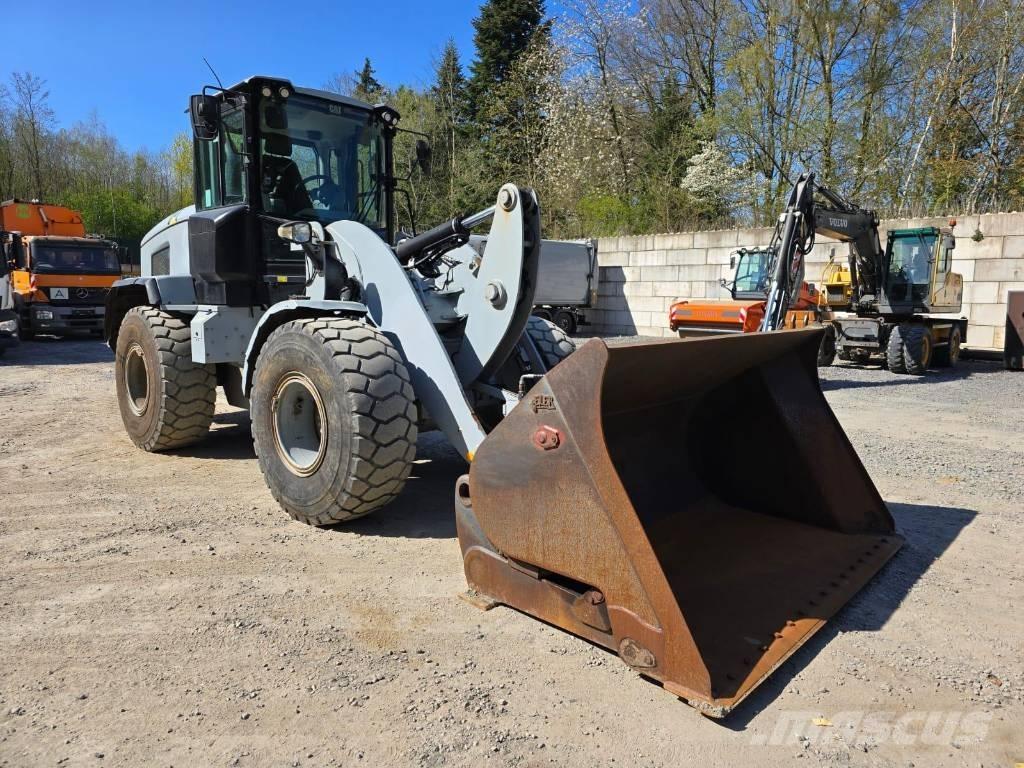 CAT 926M Pás carregadoras de rodas