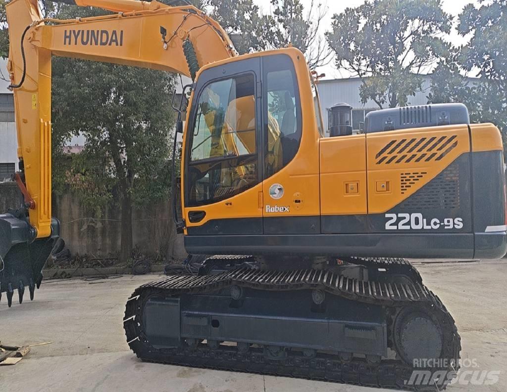 Hyundai R220LC-9S Escavadoras de rodas