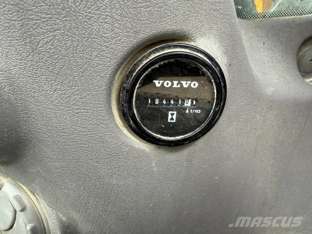 Volvo EC 480 E L Escavadoras de rastos