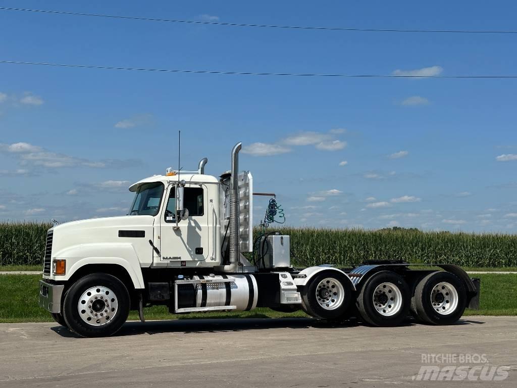 Mack Pinnacle CH613 Tractores (camiões)
