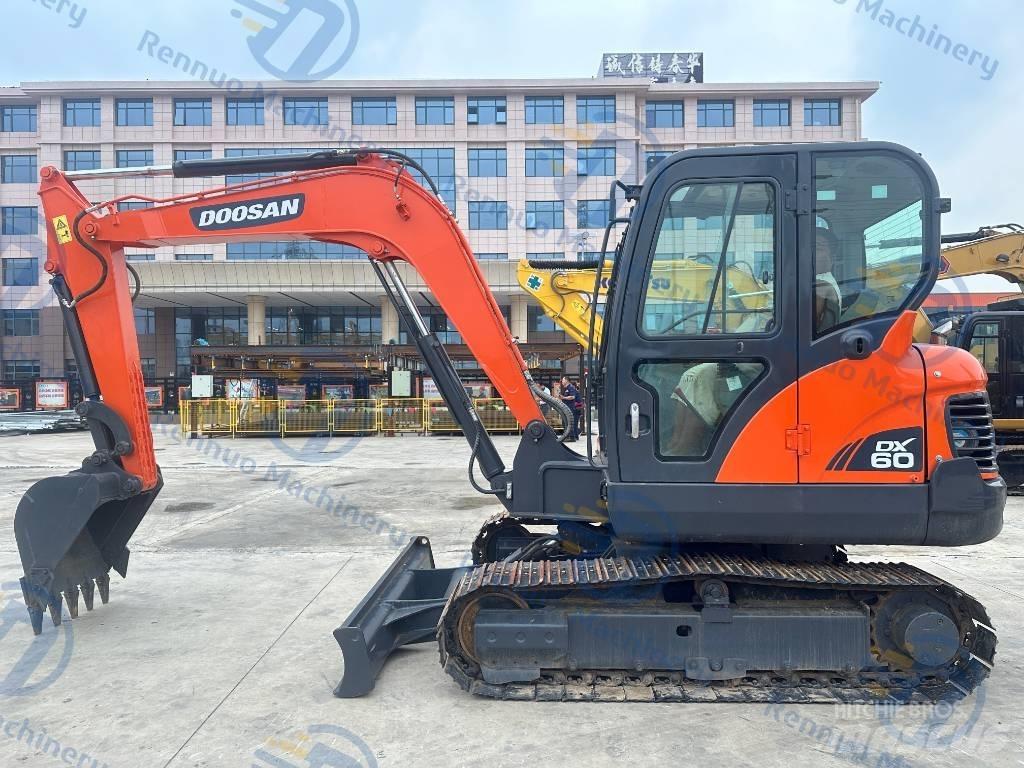 Doosan DX 60 Mini Escavadoras <7t