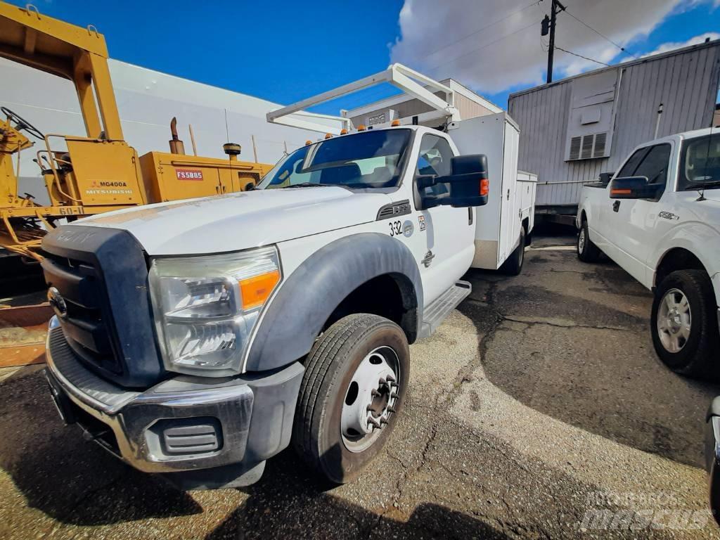 Ford F 550 Pick up de caixa aberta