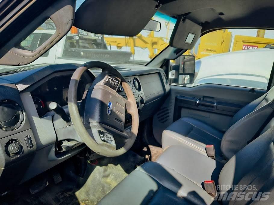 Ford F 550 Pick up de caixa aberta