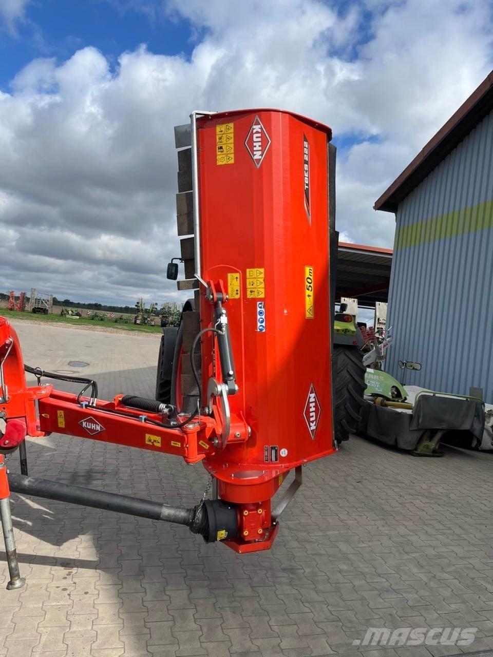 Kuhn TBE-S 222 Gadanheiras e cortadores de folhas para pastos