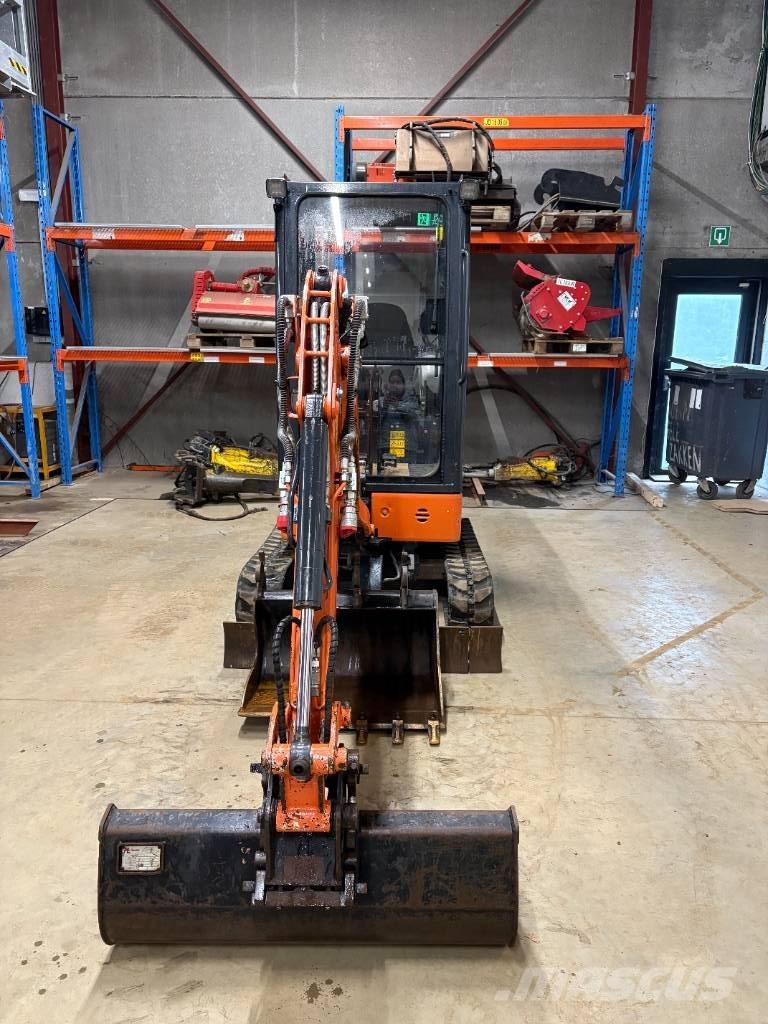 Hitachi ZX 19-6 Mini Escavadoras <7t