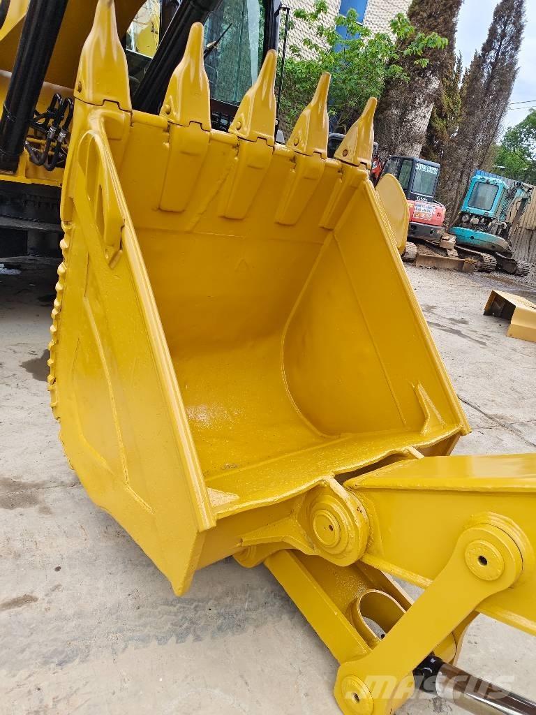 CAT 330D2L Escavadoras de rastos