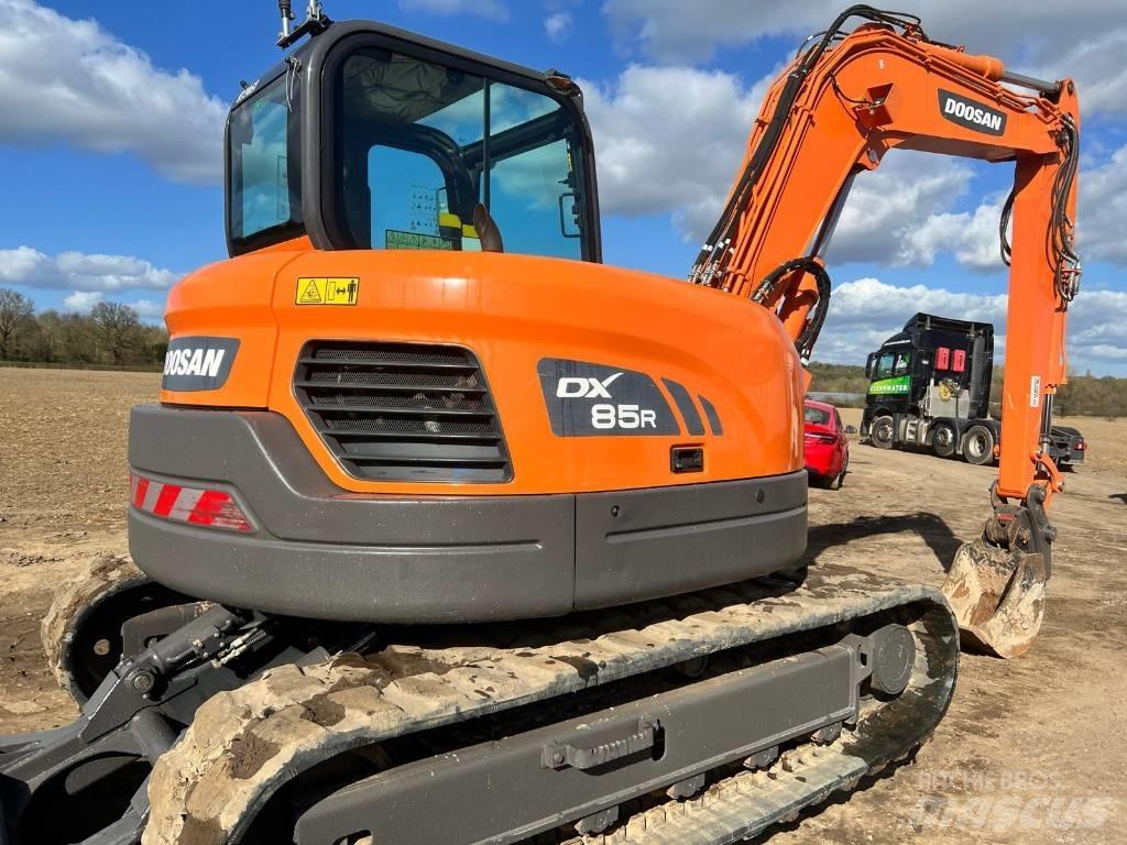 Doosan DX 85 R Escavadoras Midi 7t - 12t