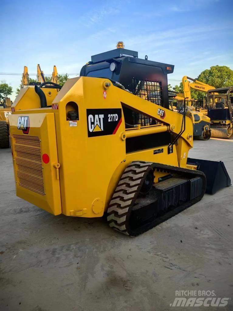 CAT 277 D Carregadoras de direcção deslizante
