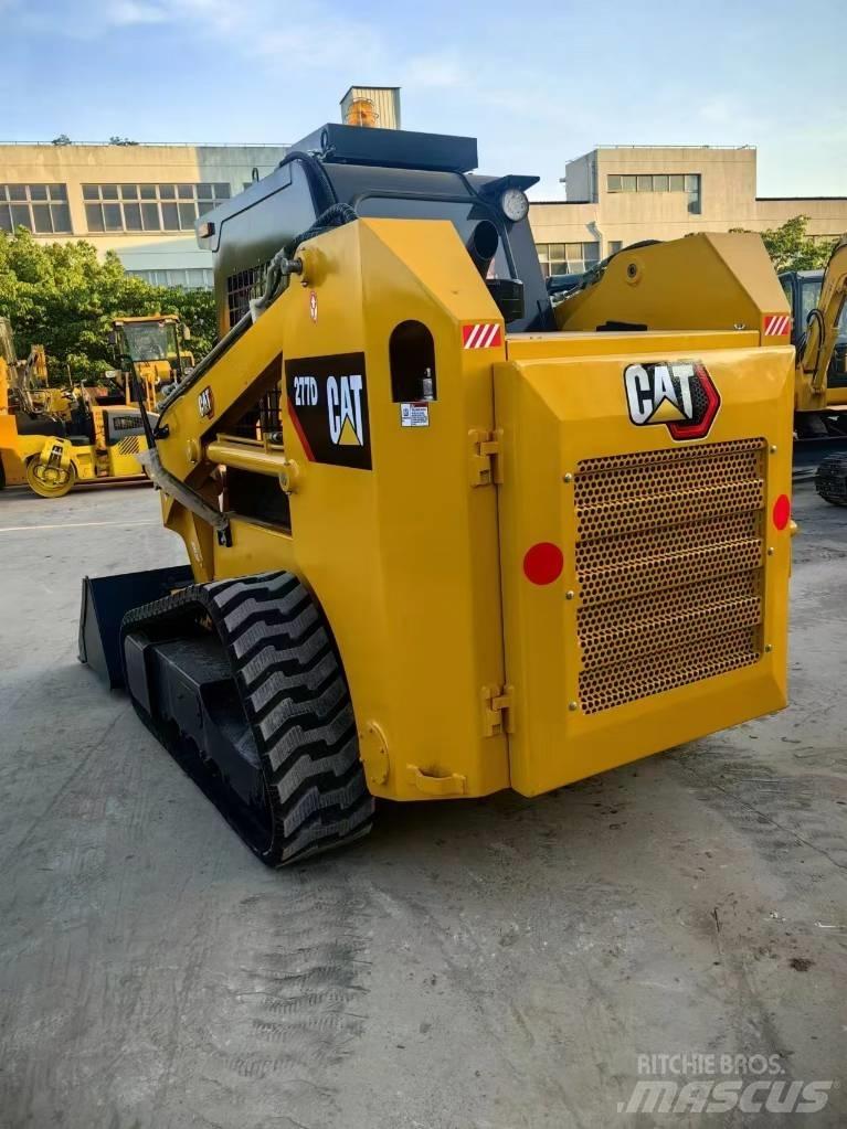 CAT 277 D Carregadoras de direcção deslizante