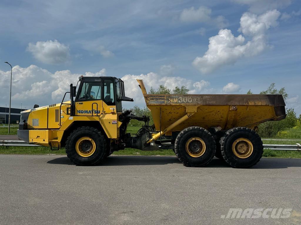 Komatsu HM300-2 Camiões articulados