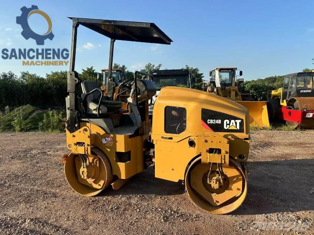 CAT CB 24 B Cilindros Compactadores tandem