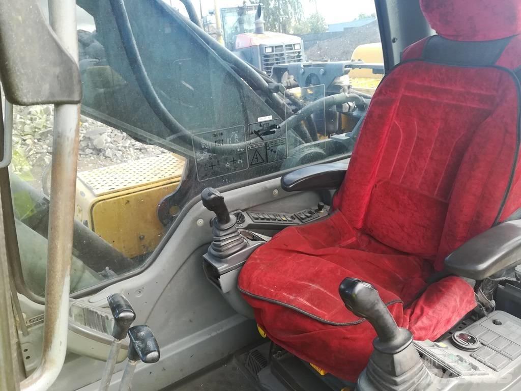 Volvo EC 290 B LC Escavadoras de rastos