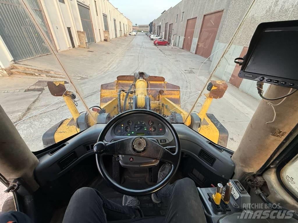 Komatsu WA 380-5H Pás carregadoras de rodas