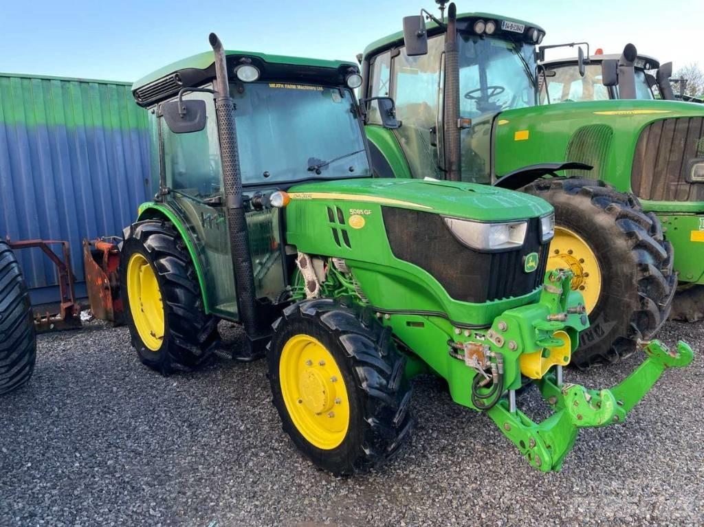 John Deere 5085 GF Tratores Agrícolas usados
