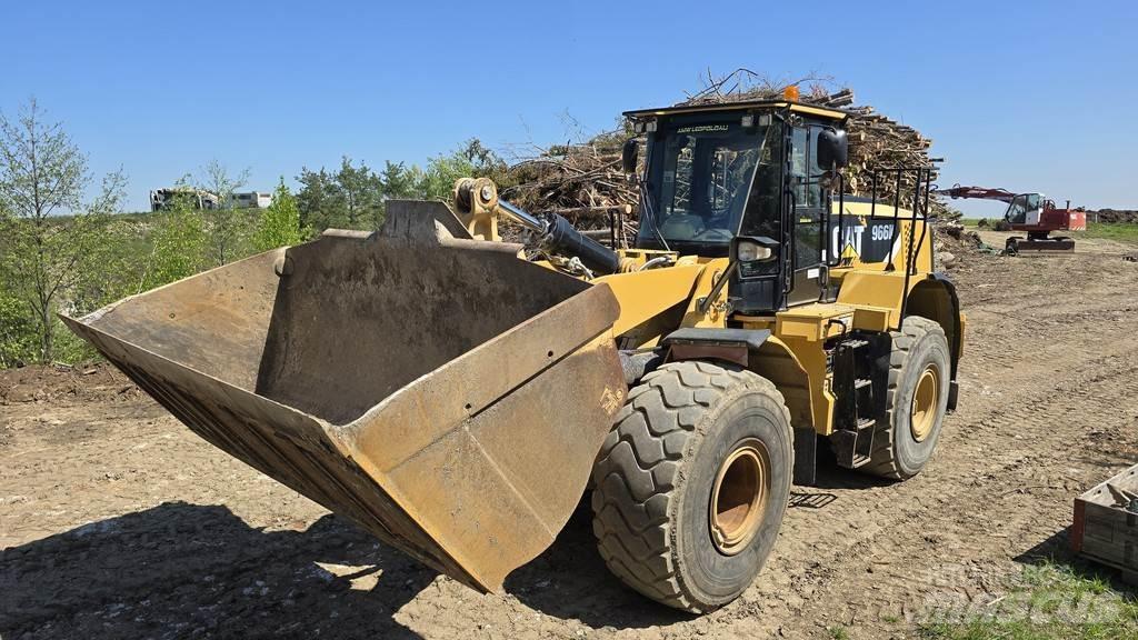 CAT 966K Radlader Pás carregadoras de rodas