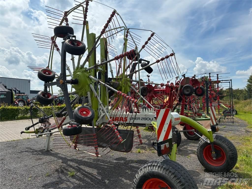 CLAAS Liner 2800 Encordoadores de Feno