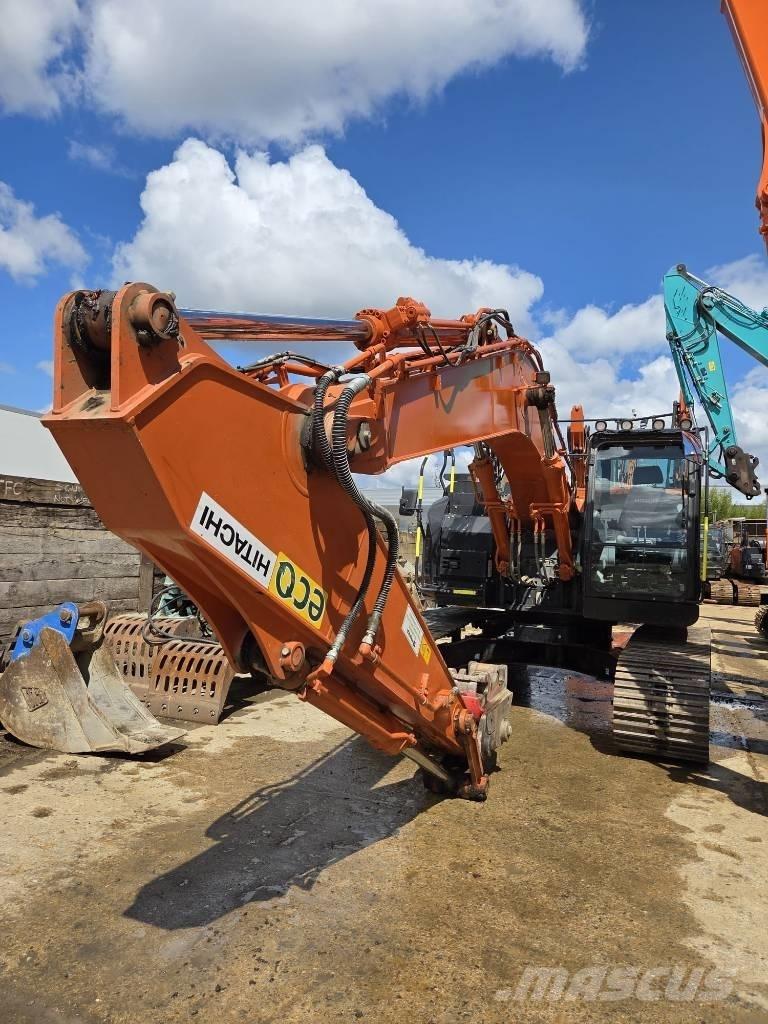 Hitachi ZX225US-6 Escavadoras de rastos