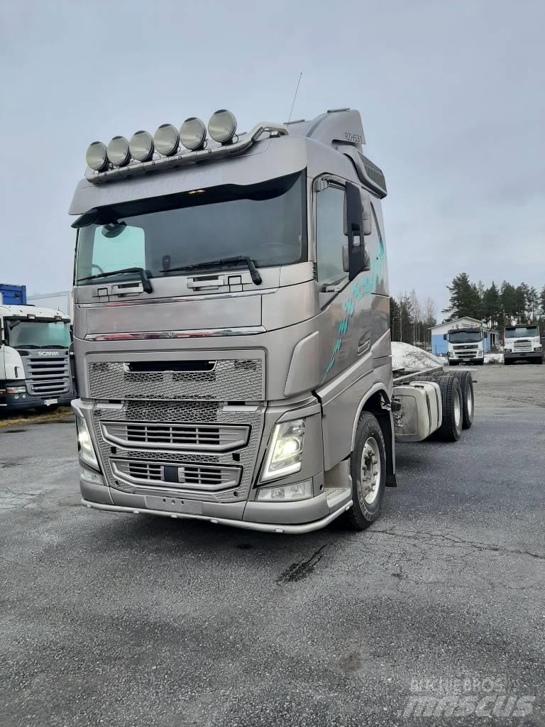 Volvo FH 13 Camiões de chassis e cabine