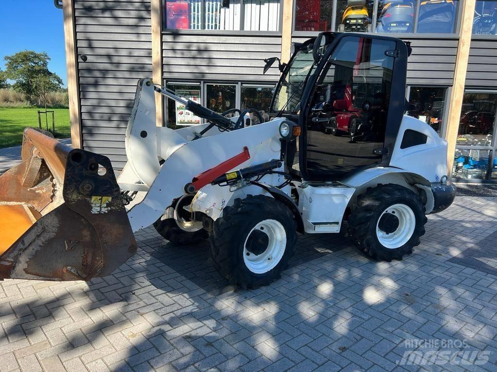 Yanmar 1201 Pás carregadoras de rodas