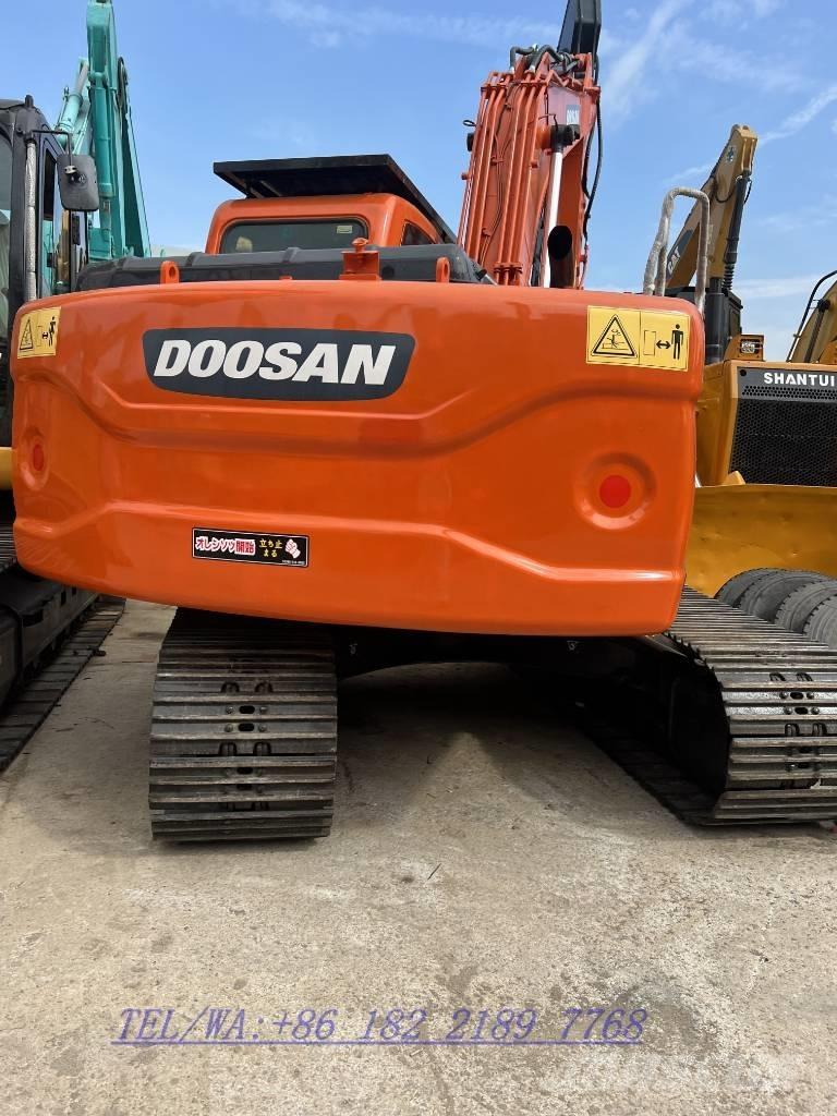 Doosan DX140 Escavadoras de rastos