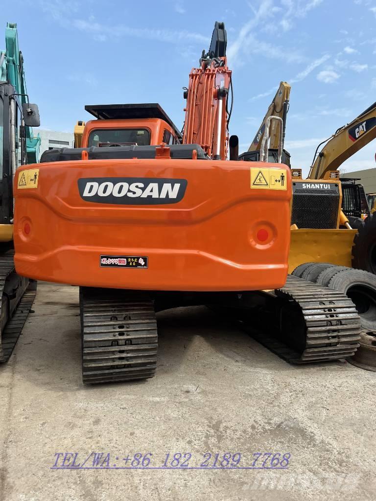 Doosan DX140 Escavadoras de rastos