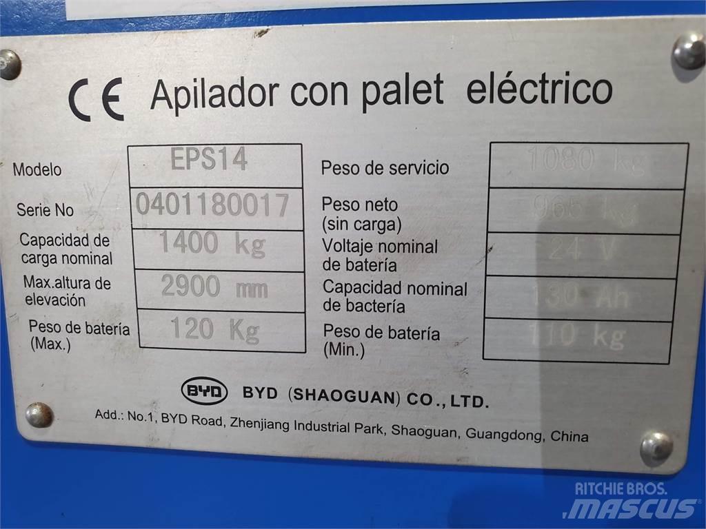  EPS14 Empilhador para operador externo