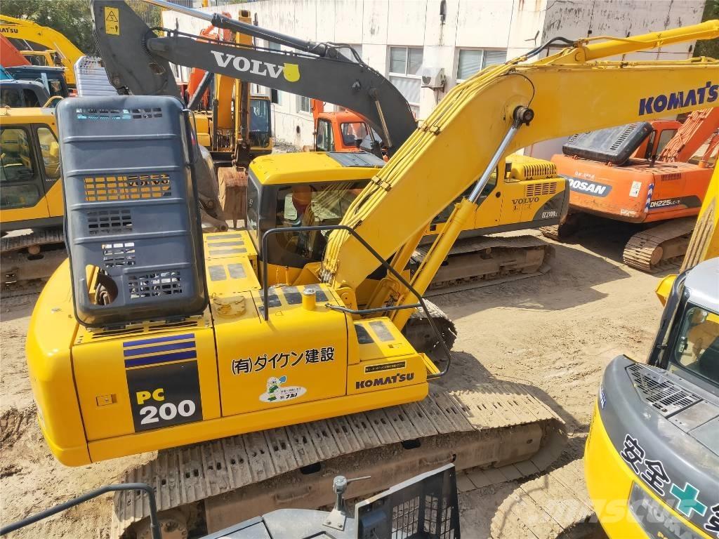 Komatsu PC200-7 Escavadoras de rastos
