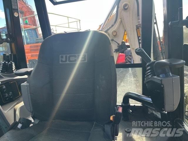 JCB 3CX Compact Retroescavadoras