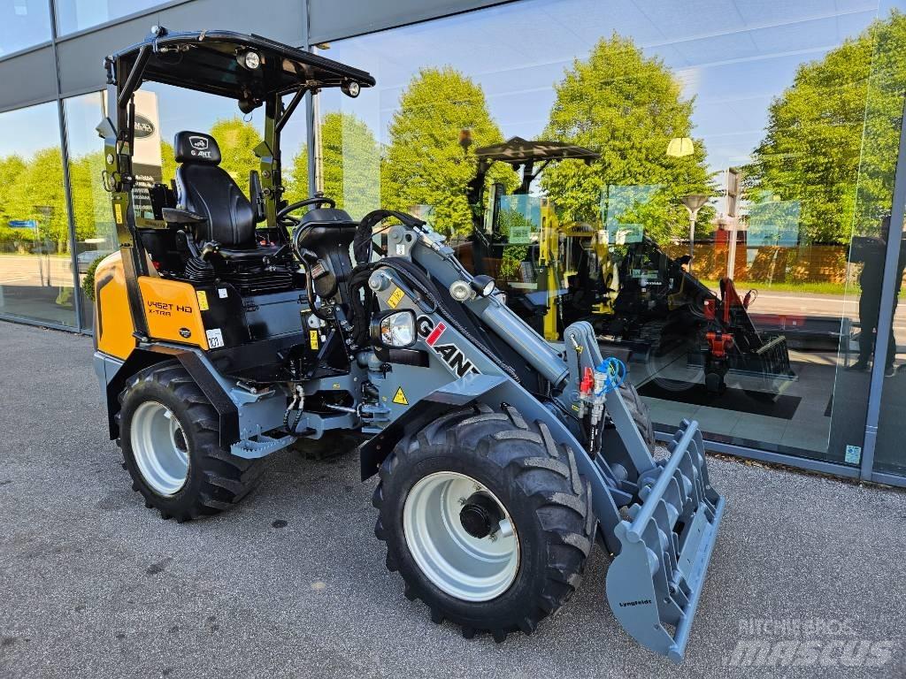 GiANT v452t hd x-tra Mini carregadoras