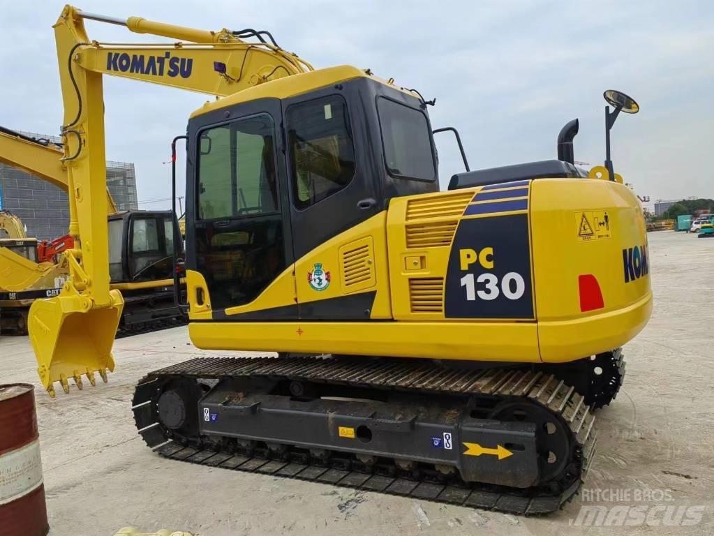 Komatsu PC 130-7K Escavadoras Midi 7t - 12t