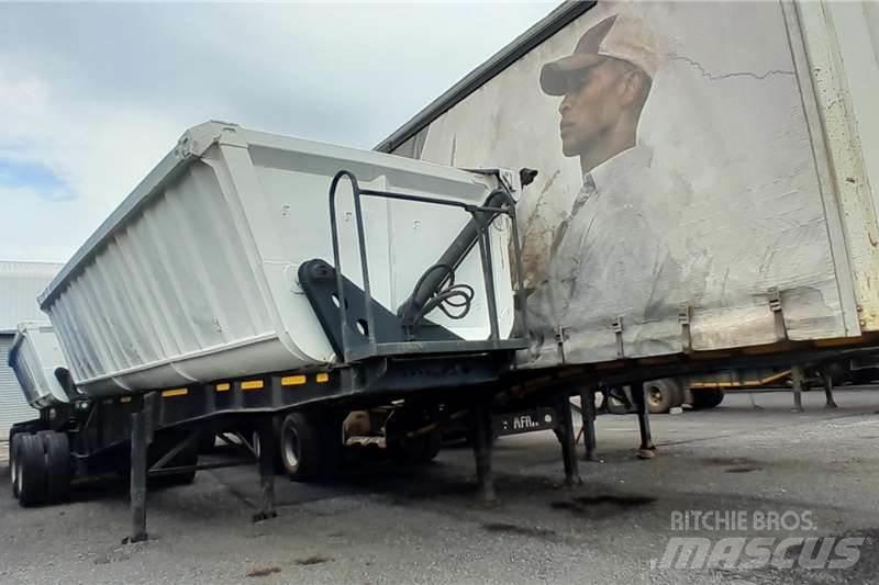 Afrit SIDE TIPPER Outros Reboques