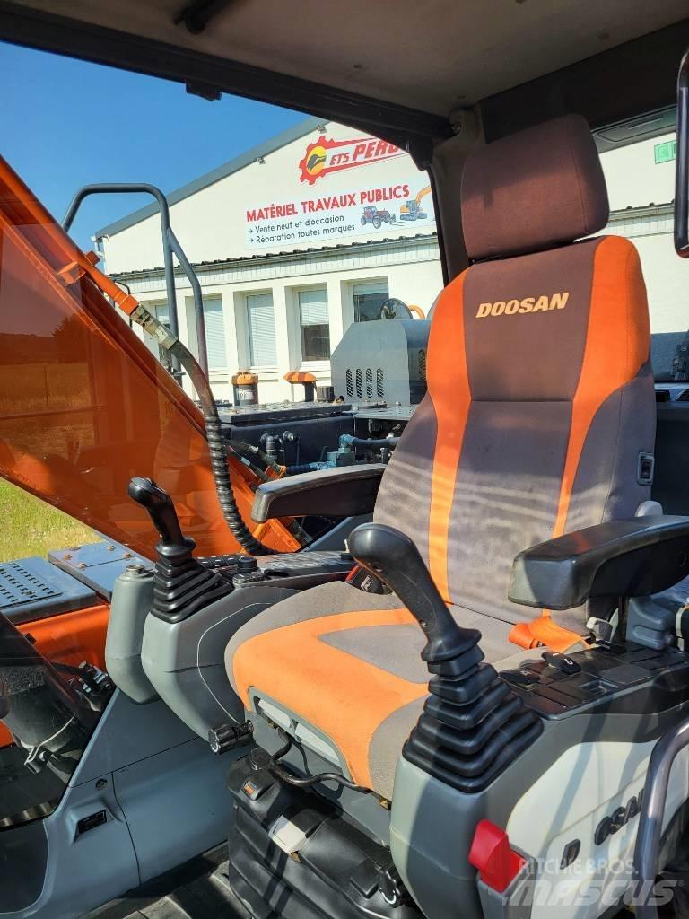 Doosan DX 140 LC-5 Escavadoras de rastos