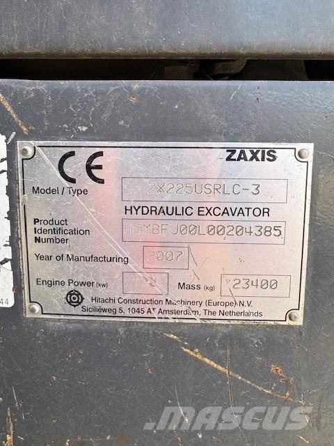 Hitachi ZX 225 Escavadoras de rastos