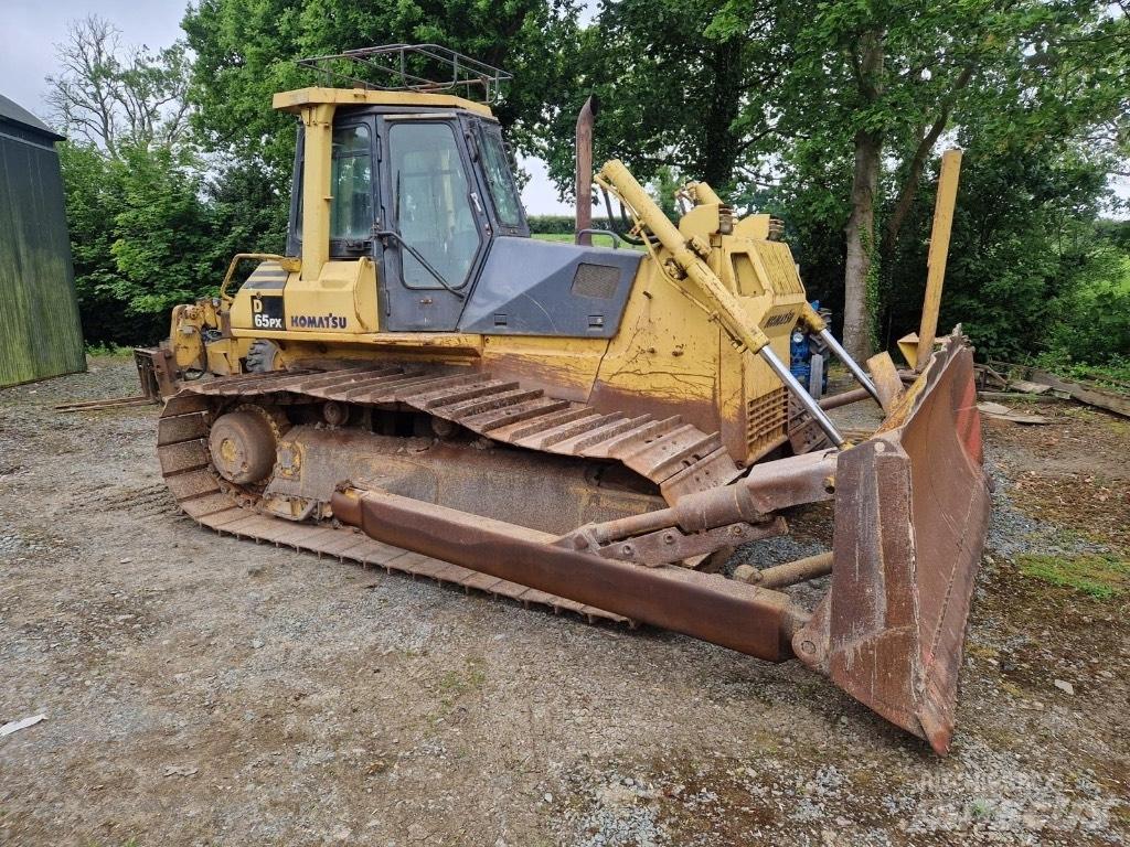 Komatsu Px65 Dozers - Tratores rastos