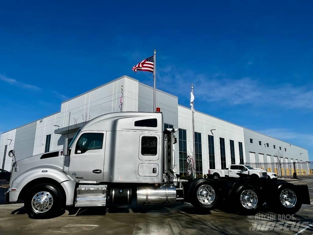 Kenworth T 880 Tractores (camiões)