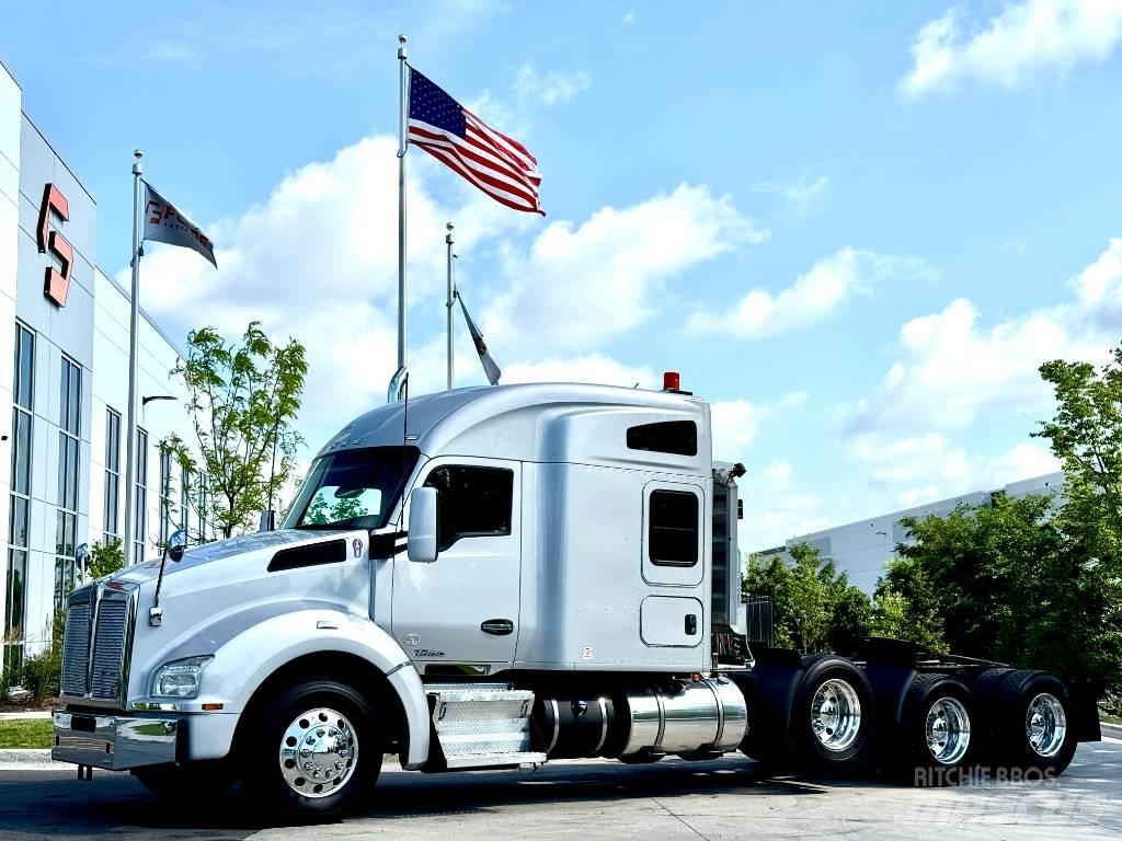 Kenworth T 880 Tractores (camiões)