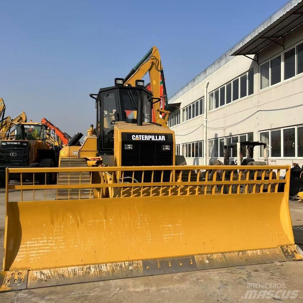CAT D 8 R Dozers - Tratores rastos