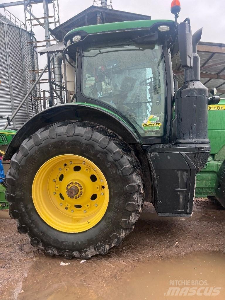 John Deere 8320 R Tratores Agrícolas usados